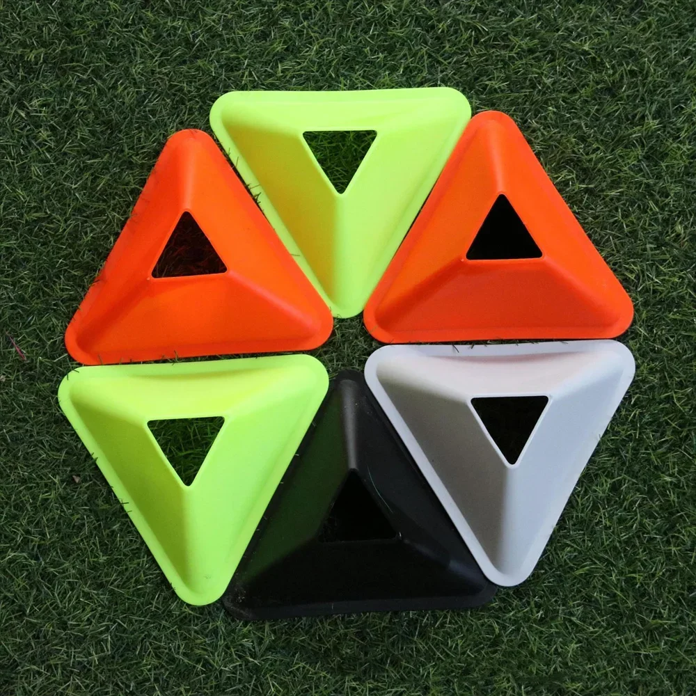 Football Training Cone - أقماع تدريب كرة القدم المثلثة، أقراص